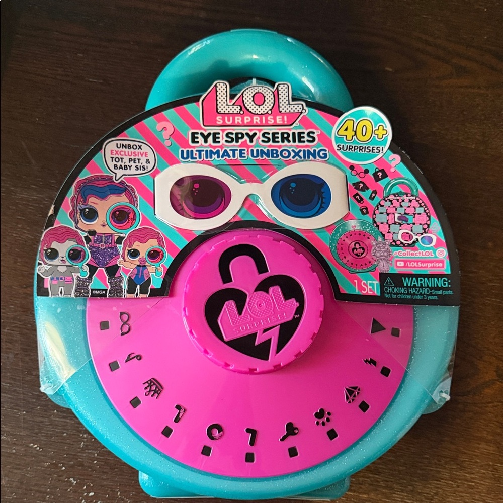 L.O.L. Surprise! Eye Spy Series - Pink and Teal Set